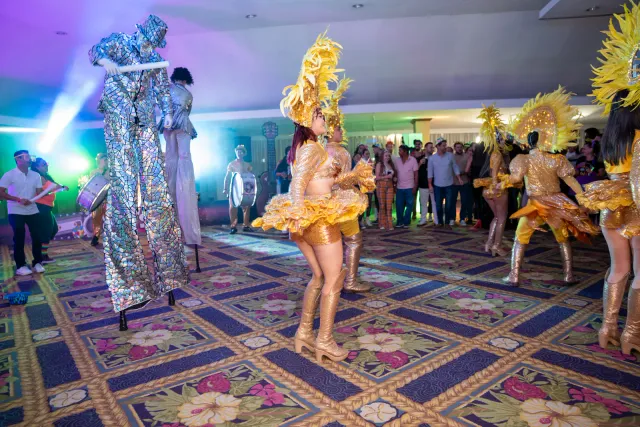 Artistas de Comparsa Profesional