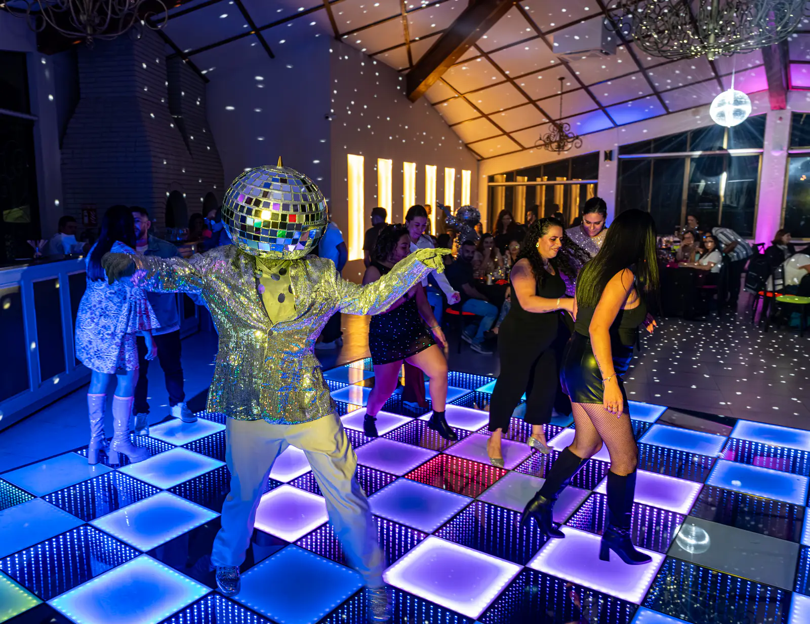 Entretenimiento Nocturno